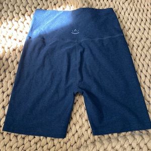 Beyond Yoga, Women’s Biker Shorts, Size L